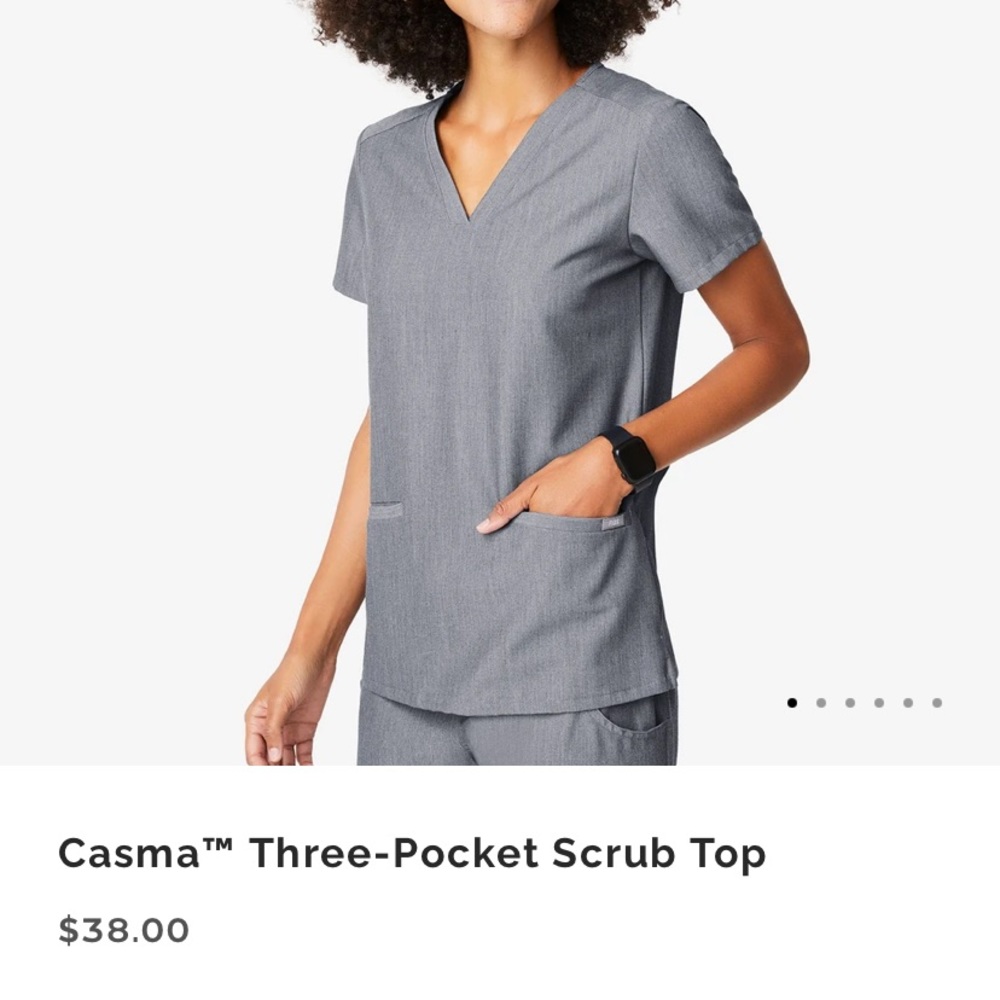 Women’s FIGS Scrub Top Medium